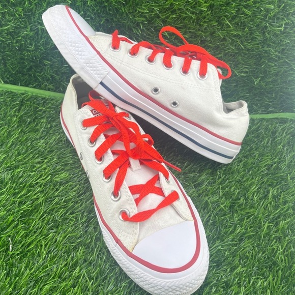 Converse Chuck Taylor All Star Low Top White Red Laces Mens 6.5 Womens 8.5 - Picture 10 of 12
